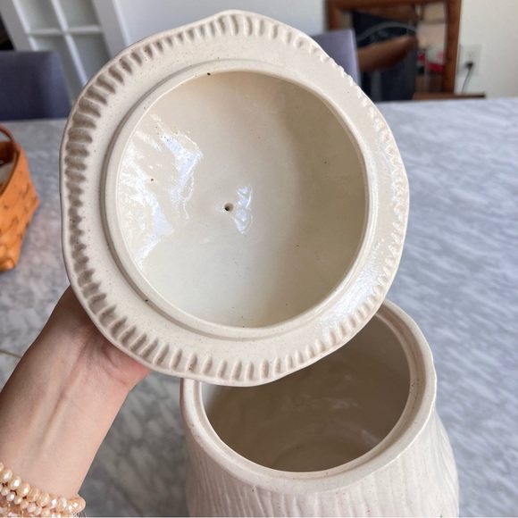 Vintage Pottery Mushroom by Arnel’s Jar with Lid 11” - Picture 3 of 8